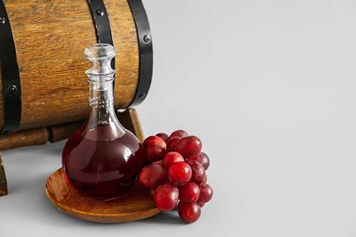 Comment bien nettoyer et détacher une carafe à vin ?